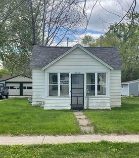 /international/us/1813-w-6th-street-red-wing-mn-110109114807/