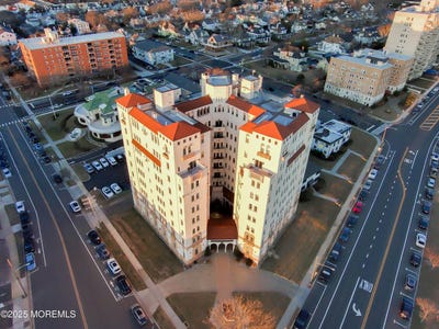 /international/us/400-deal-lake-drive-asbury-park-nj-110098069012/