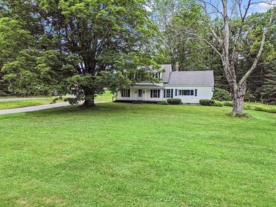 /international/us/301-pond-road-west-gardiner-me-110101113650/