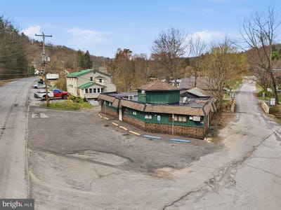 /international/us/1765-1789-turnpike-avenue-ext-clearfield-pa-110107712465/