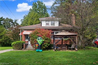 /international/us/154-hollywood-avenue-youngstown-oh-110120123510/