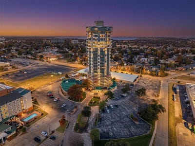 /international/us/5900-mosteller-drive-oklahoma-city-ok-110107233983/