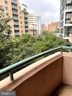 /international/us/4808-moorland-lane-bethesda-md-110107616620/