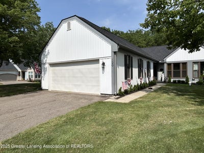 /international/us/120-blossom-drive-portland-mi-110100812331/