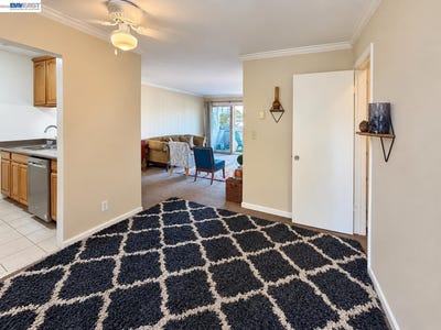 /international/us/260-industrial-pkwy-hayward-ca-110120508810/