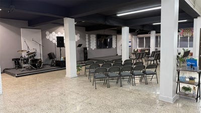 /international/us/-6-calle-hermino-diaz-navarro-guaynabo-pr-110103951944/