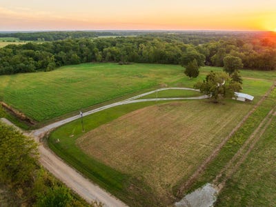 /international/us/2395-sw-county-road-rich-hill-mo-110119935310/