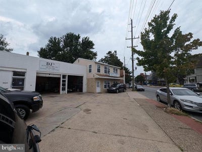 /international/us/39-s-broadway-gloucester-city-nj-110100848617/