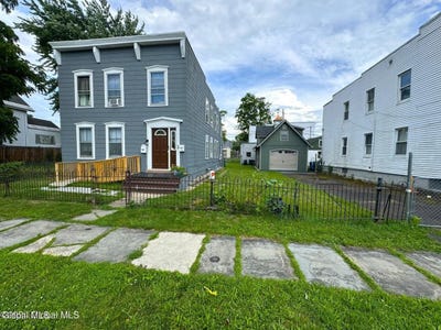 /international/us/1206-5th-avenue-watervliet-ny-110104558622/