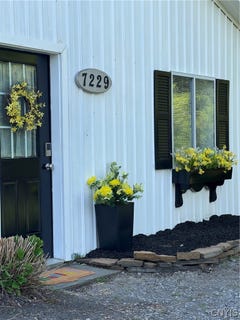 /international/us/7229-madison-street-waterville-ny-110106985935/