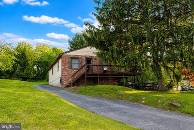 /international/us/814-bethel-avenue-aston-pa-110107752798/