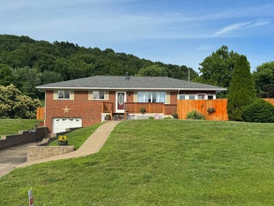 /international/us/1742-ravenswood-drive-ravenswood-wv-110108802120/