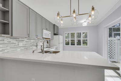 /international/us/1903-stratford-way-west-palm-beach-fl-110108977336/