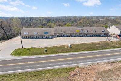 /international/us/8297-n-state-hwy-5-camdenton-mo-110107223880/