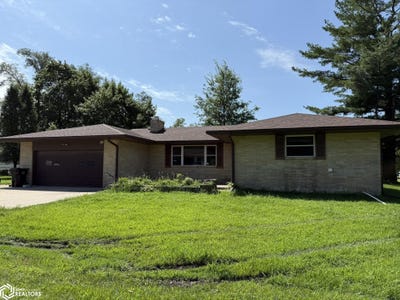 /international/us/1406-nw-church-street-leon-ia-110101238656/