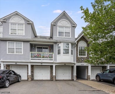 /international/us/18-whisper-way-roxbury-twp-nj-110109037925/