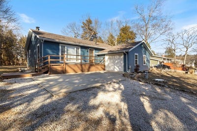 /international/us/9-lynette-lane-camdenton-mo-110097743249/
