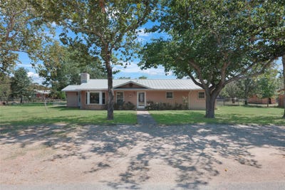 /international/us/661-w-south-st-bertram-tx-110101545044/