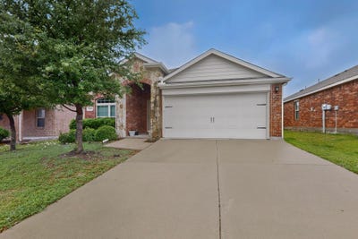 /international/us/1409-slate-street-princeton-tx-110108015319/