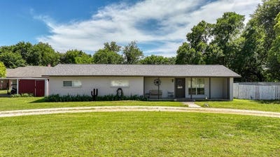 /international/us/301-s-spring-branch-trail-springtown-tx-110099516919/