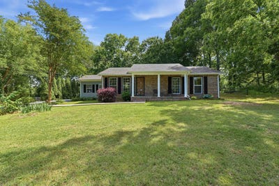 /international/us/390-carter-dr-tuscumbia-al-110107954046/