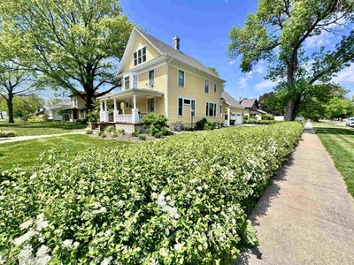/international/us/1302-iowa-ave-onawa-ia-110108499298/