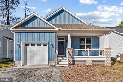 /international/us/133-6th-st-colonial-beach-va-110104269692/