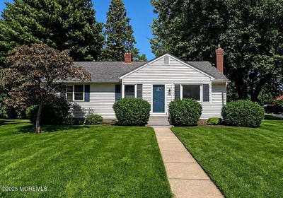 /international/us/361-meadowbrook-avenue-eatontown-nj-110107940715/