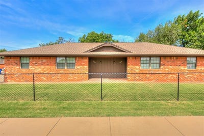 /international/us/1204-n-crawford-avenue-norman-ok-110107459003/