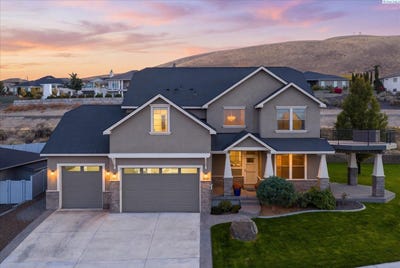 /international/us/2345-cottontail-ln-richland-wa-110120799705/