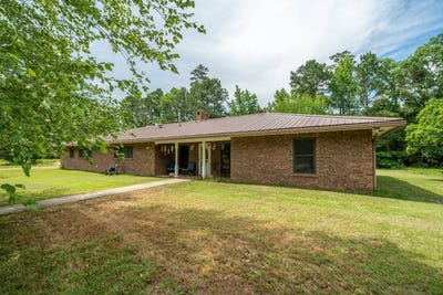 /international/us/156-quachita-road-77-camden-ar-110108354661/