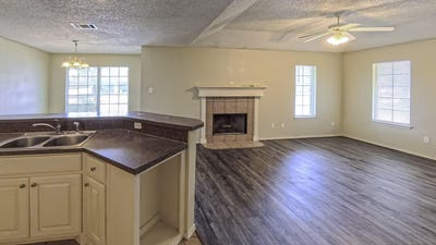 /international/us/3102-110th-street-lubbock-tx-110107797657/