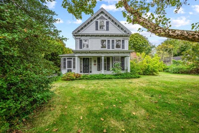/international/us/2414-2416-meetinghouse-way-west-barnstable-ma-110095018313/