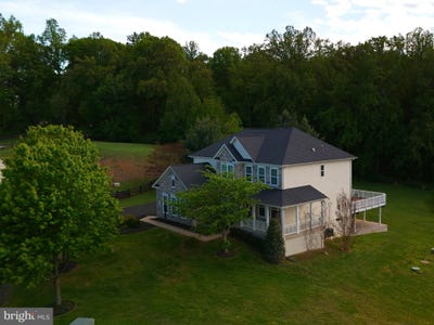 /international/us/8091-side-hill-drive-warrenton-va-110108107476/