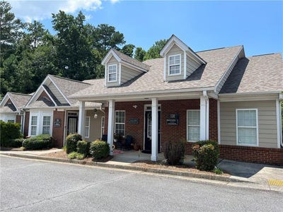 /international/us/120-prospect-place-alpharetta-ga-110100749146/