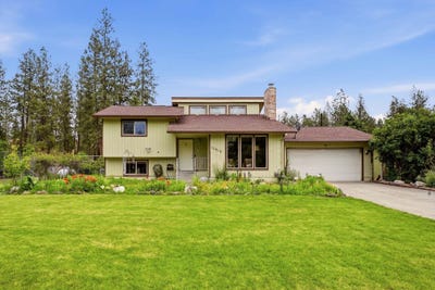 /international/us/12916-w-sunnyvale-dr-nine-mile-falls-wa-110108364137/