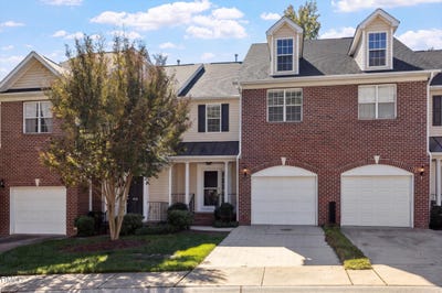 /international/us/836-saratoga-drive-durham-nc-110120913427/