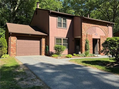 /international/us/41-pheasant-run-smithfield-ri-110108797594/