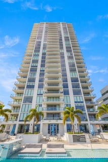 /international/us/301-1st-street-s-st-petersburg-fl-110106695535/