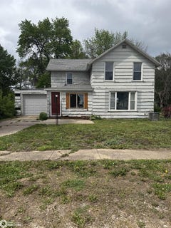 /international/us/602-3rd-avenue-livermore-ia-110108124510/