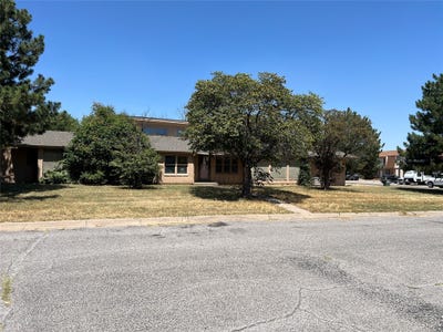 /international/us/3001-gary-avenue-dodge-city-ks-110109810631/