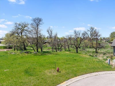 /international/us/tbd-lot-18-birnam-wood-lane-belle-fourche-sd-110099855562/