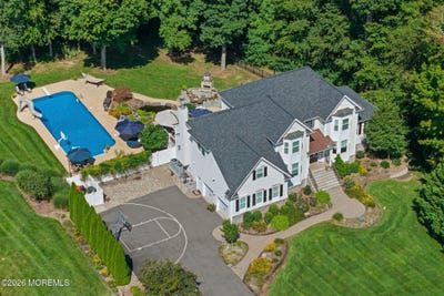 /international/us/20-hankins-farm-road-allentown-nj-110119917019/