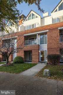 /international/us/156-christina-landing-drive-wilmington-de-110107075573/
