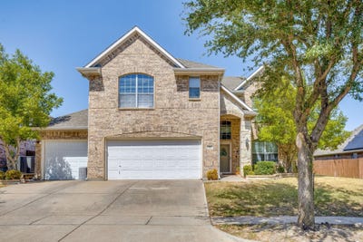 /international/us/916-sequoia-way-saginaw-tx-110110207057/