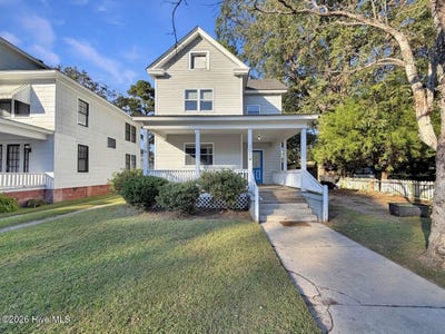 /international/us/1014-w-colonial-avenue-elizabeth-city-nc-110120584346/