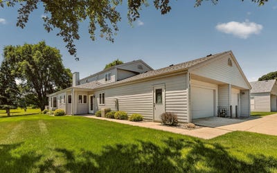 /international/us/4862-tee-court-sw-rochester-mn-110109144384/