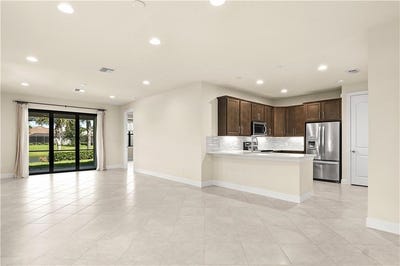 /international/us/4347-beauty-leaf-circle-vero-beach-fl-110105291236/