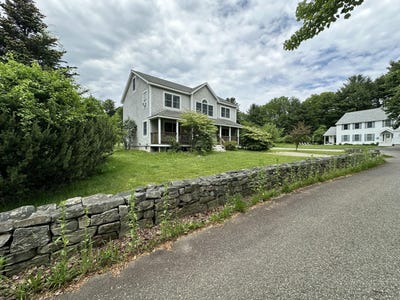 /international/us/15-cooley-lane-ogunquit-me-110107401280/
