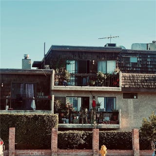 /international/us/15516-nordhoff-north-hills-ca-110107438397/